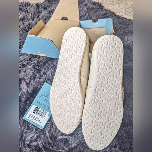 TOMS shoes 6.5 women's Canvas slip on 🎁 original Box & sticker 👍 authentic - Picture 5 of 10